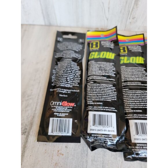 Glow in dark bracelet set USA July 4th multicolor Halloween accessory - Picture 6 of 7